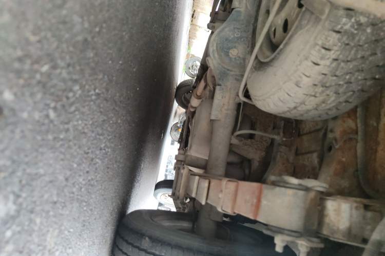 Used Wuling Rongguang V 2016 1.2L Practical Version Chassis Rear