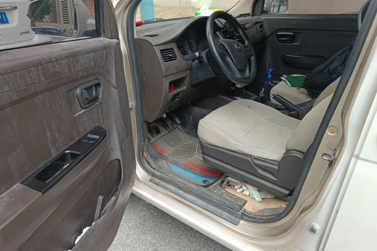 Used Wuling Rongguang V 2016 1.2L Standard Version Driver Seat