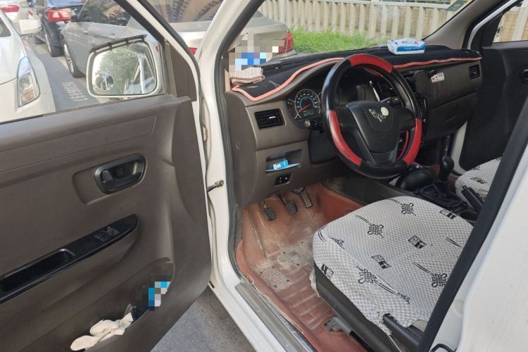Used Wuling Rongguang V 2016 1.5L Standard Version Driver Seat