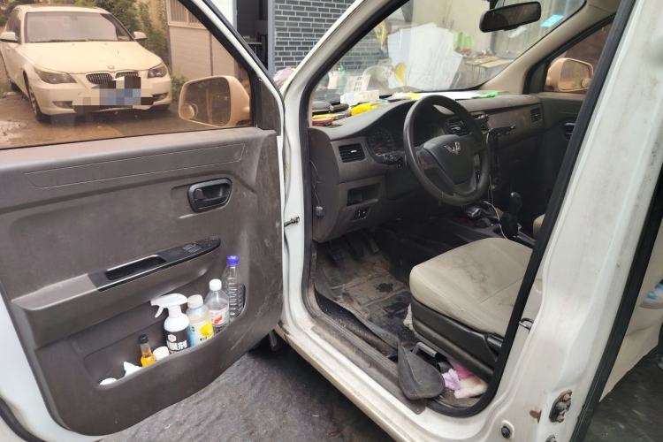 Used Wuling Rongguang V 2016 1.5L Standard Version Driver Seat