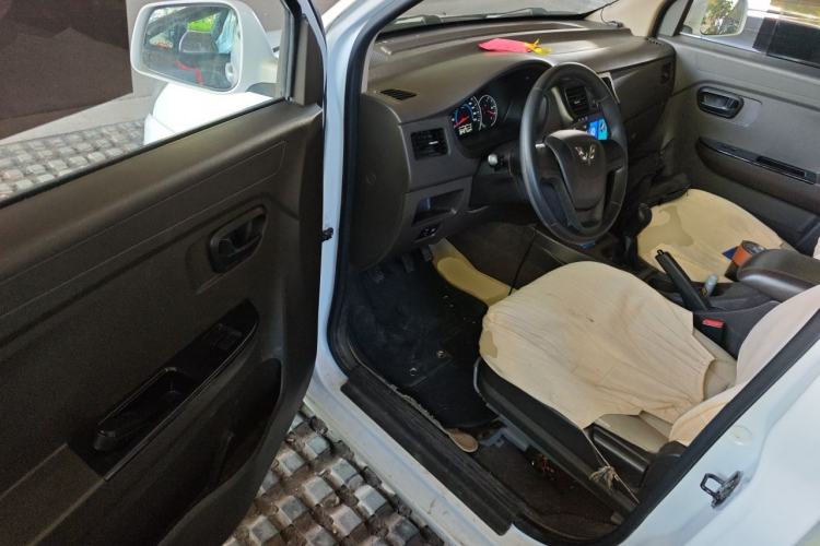 Used Wuling Rongguang V 2016 1.5L Standard Version Driver Seat