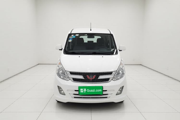 Used Wuling Rongguang V 2016 1.5L Standard Version Exterior 1