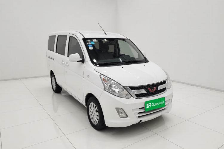 Used Wuling Rongguang V 2016 1.5L Standard Version Exterior 2