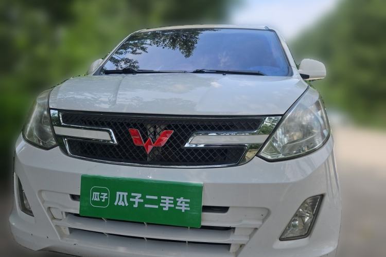 Used Wuling Rongguang V 2016 1.2L Standard Version Front