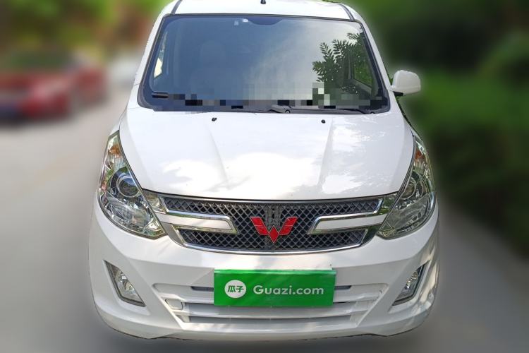 Used Wuling Rongguang V 2016 1.5L Standard Version Front