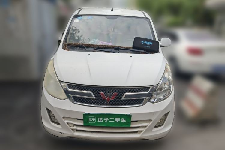 Used Wuling Rongguang V 2016 1.5L Standard Version Front