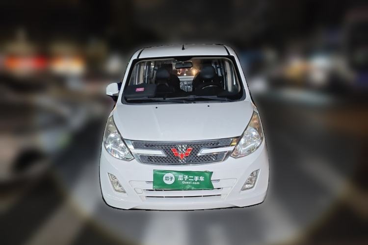 Used Wuling Rongguang V 2016 1.5L Standard Version Front