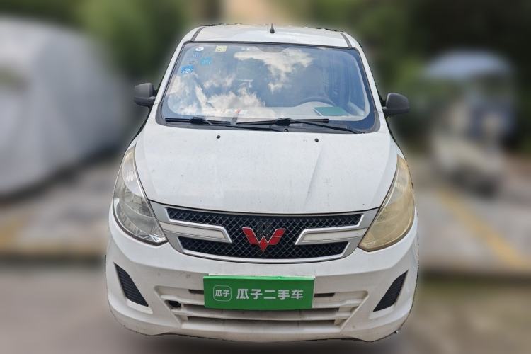 Used Wuling Rongguang V 2016 1.2L Practical Version Front