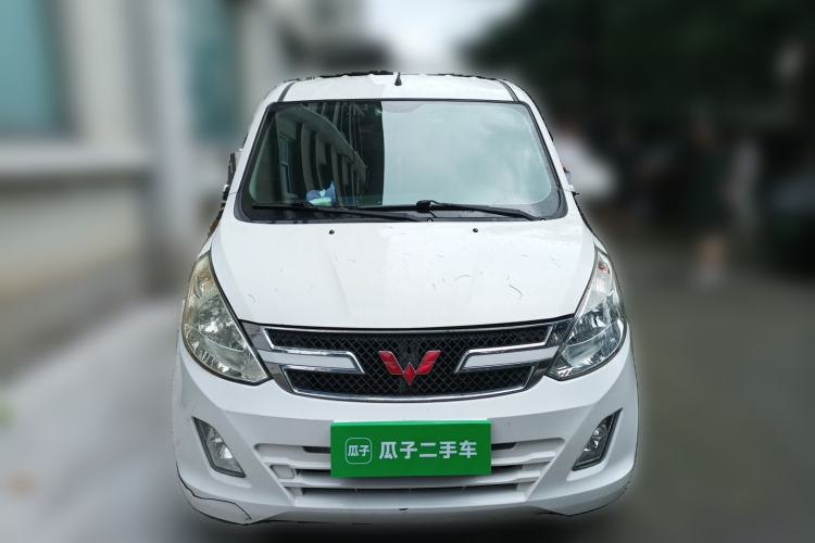 Used Wuling Rongguang V 2016 1.5L Standard Version Front
