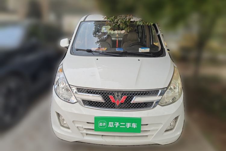 Used Wuling Rongguang V 2016 1.5L Standard Version Front