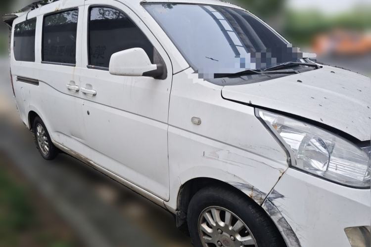 Used Wuling Rongguang V 2016 1.5L Standard Version Front Right 45 Deg