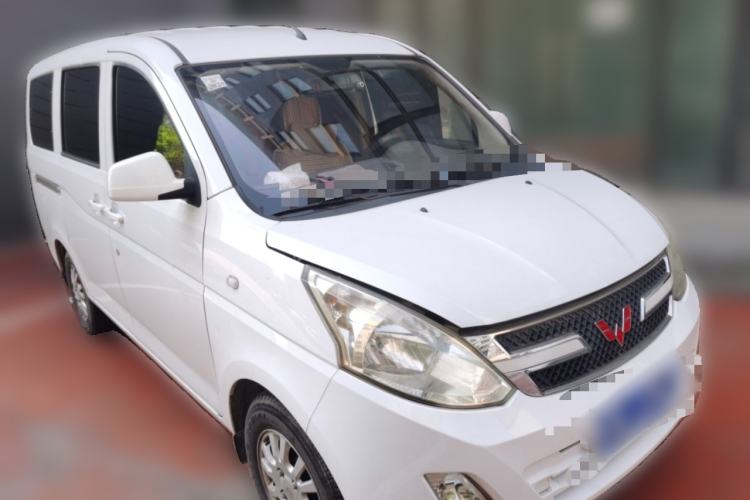 Used Wuling Rongguang V 2016 1.2L Standard Version Front Right 45 Deg