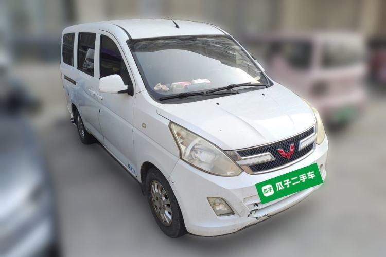 Used Wuling Rongguang V 2016 1.2L Standard Version Front Right 45 Deg
