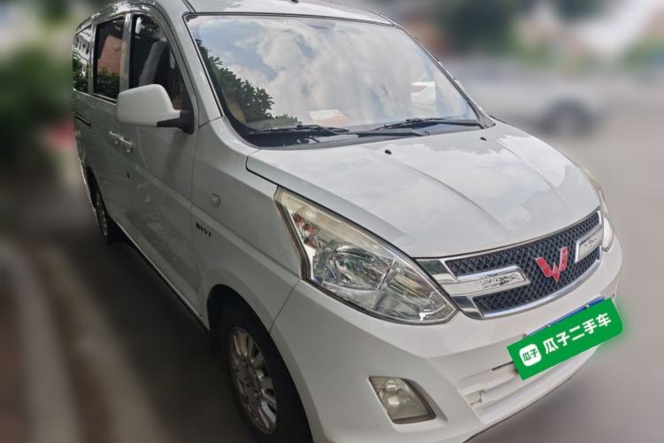 Used Wuling Rongguang V 2016 1.5L Standard Version Front Right 45 Deg