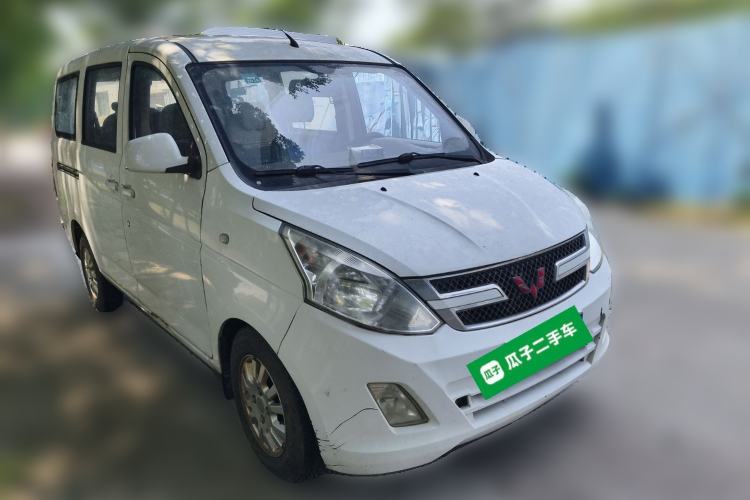 Used Wuling Rongguang V 2016 1.5L Standard Version Front Right 45 Deg