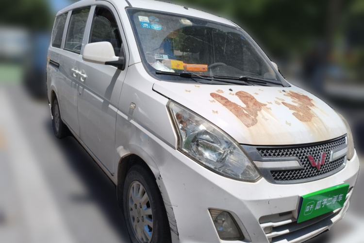 Used Wuling Rongguang V 2016 1.2L Standard Version Front Right 45 Deg