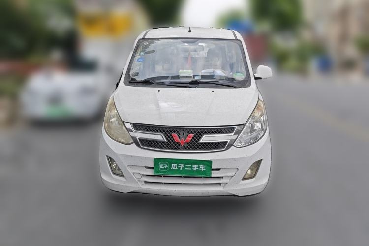 Used Wuling Rongguang V 2016 1.5L Standard Version Front