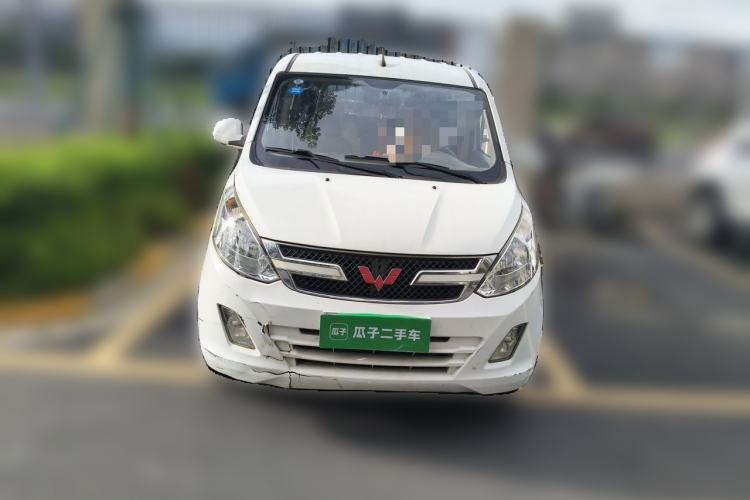Used Wuling Rongguang V 2016 1.5L Standard Version Front