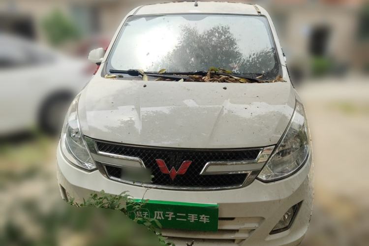 Used Wuling Rongguang V 2016 1.5L Standard Version Front