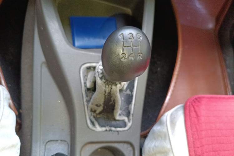 Used Wuling Rongguang V 2016 1.5L Standard Version Gear Lever