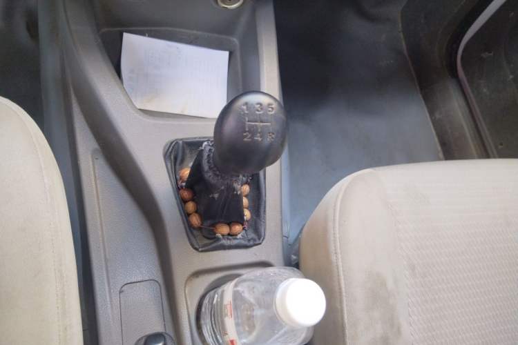 Used Wuling Rongguang V 2016 1.2L Practical Version Gear Lever