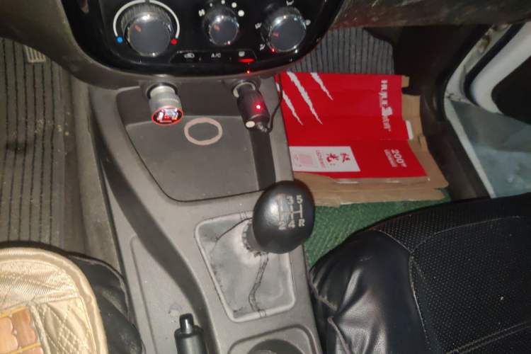 Used Wuling Rongguang V 2016 1.5L Standard Version Gear Lever