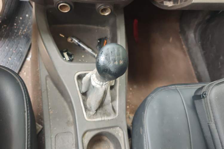 Used Wuling Rongguang V 2016 1.5L Standard Version Gear Lever