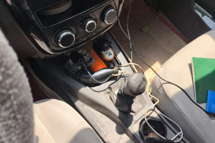 Used Wuling Rongguang V 2016 1.5L Standard Version Gear Lever