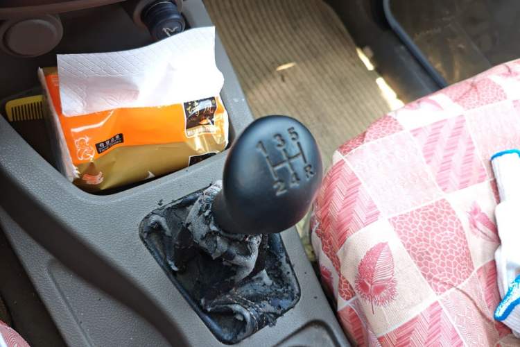 Used Wuling Rongguang V 2016 1.2L Practical Version Gear Lever