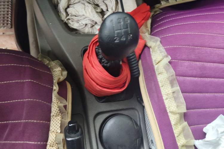 Used Wuling Rongguang V 2016 1.2L Practical Version Gear Lever