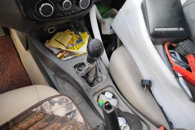 Used Wuling Rongguang V 2016 1.5L Standard Version Gear Lever
