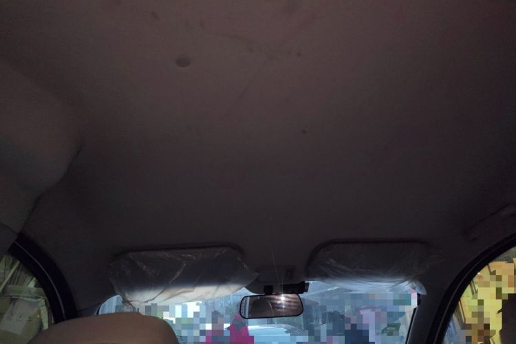 Used Wuling Rongguang V 2016 1.5L Practical Version Non-Power-Assisted Headliner