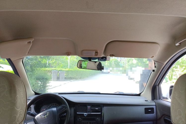 Used Wuling Rongguang V 2016 1.5L Standard Version Headliner