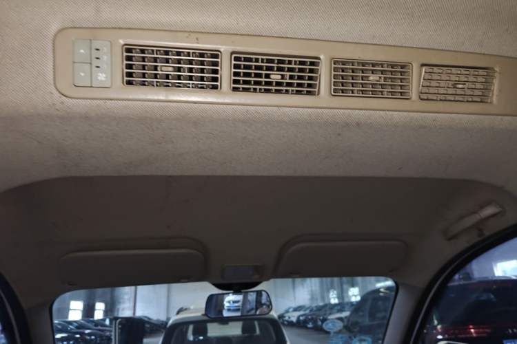 Used Wuling Rongguang V 2016 1.5L Standard Version Headliner