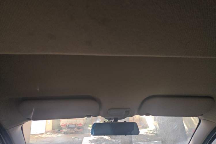 Used Wuling Rongguang V 2016 1.5L Standard Version Headliner