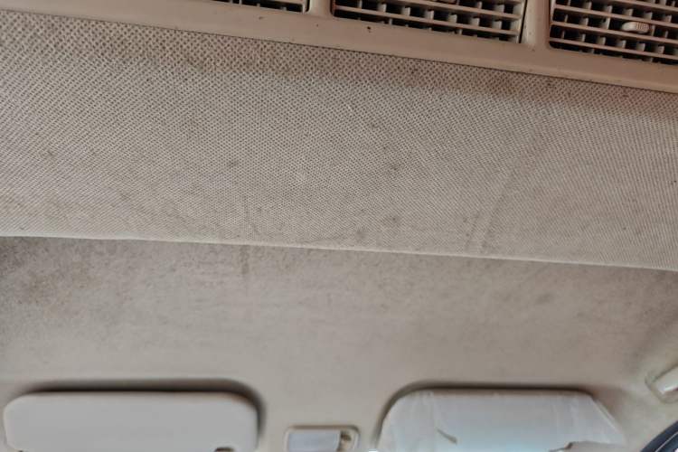 Used Wuling Rongguang V 2016 1.5L Standard Version Headliner