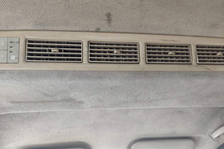 Used Wuling Rongguang V 2016 1.5L Standard Version Headliner