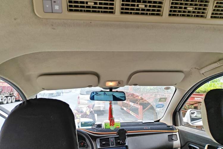 Used Wuling Rongguang V 2016 1.5L Standard Version Headliner