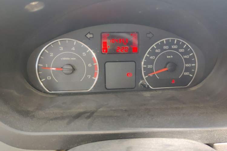 Used Wuling Rongguang V 2016 1.5L Practical Version Instrument Cluster
