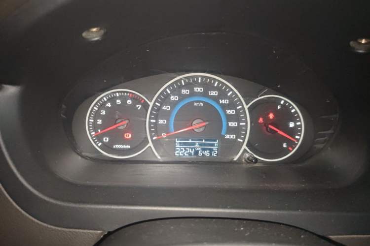 Used Wuling Rongguang V 2016 1.5L Standard Version Instrument Cluster