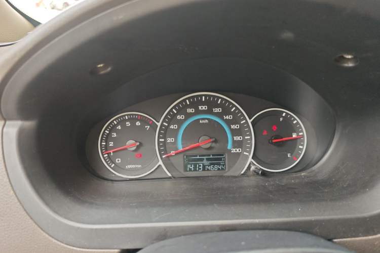 Used Wuling Rongguang V 2016 1.5L Standard Version Instrument Cluster