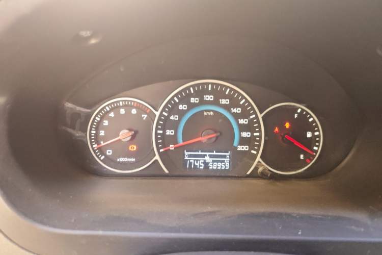 Used Wuling Rongguang V 2016 1.5L Standard Version Instrument Cluster