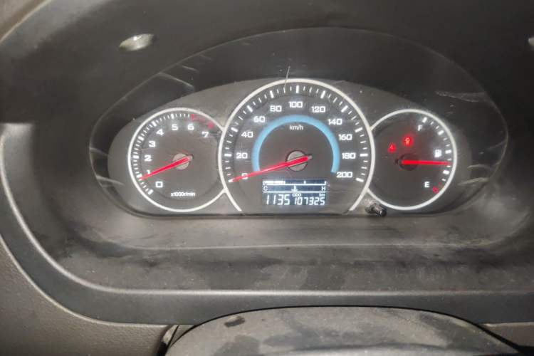Used Wuling Rongguang V 2016 1.5L Standard Version Instrument Cluster
