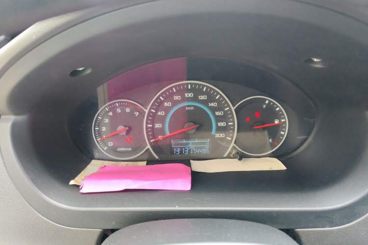 Used Wuling Rongguang V 2016 1.5L Standard Version Instrument Cluster