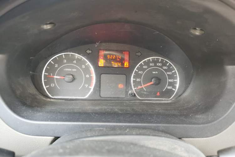 Used Wuling Rongguang V 2016 1.5L Standard Version Instrument Cluster