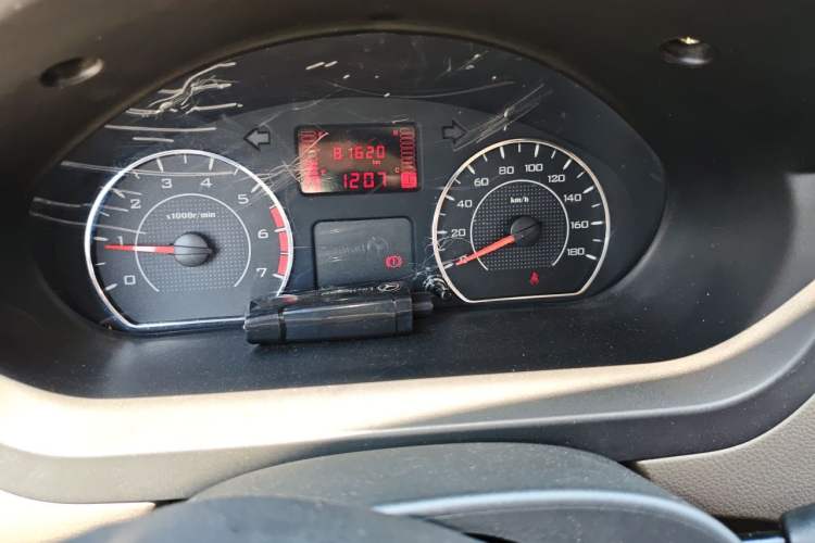 Used Wuling Rongguang V 2016 1.2L Practical Version Instrument Cluster