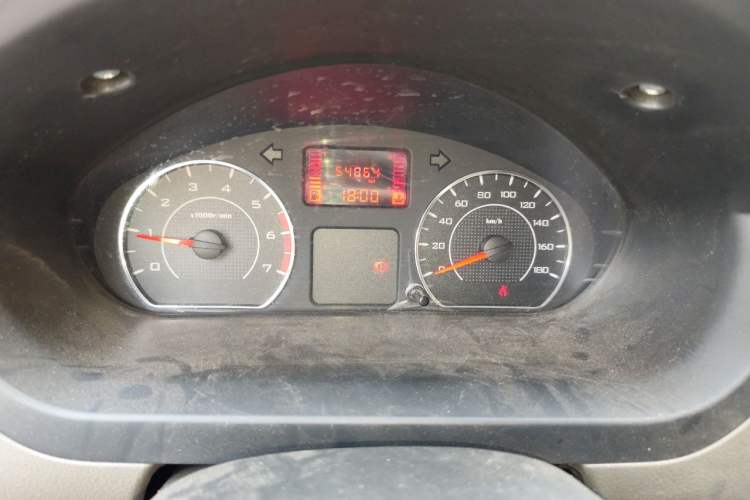 Used Wuling Rongguang V 2016 1.5L Practical Version Instrument Cluster