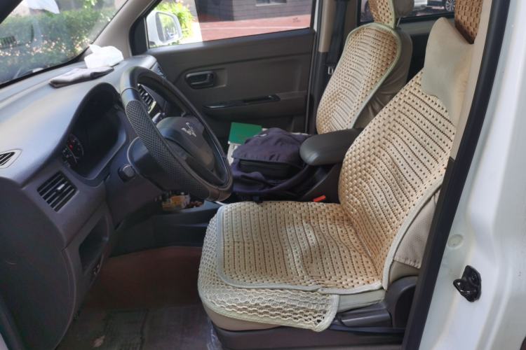Used Wuling Rongguang V 2016 1.2L Standard Version Left Front Seat