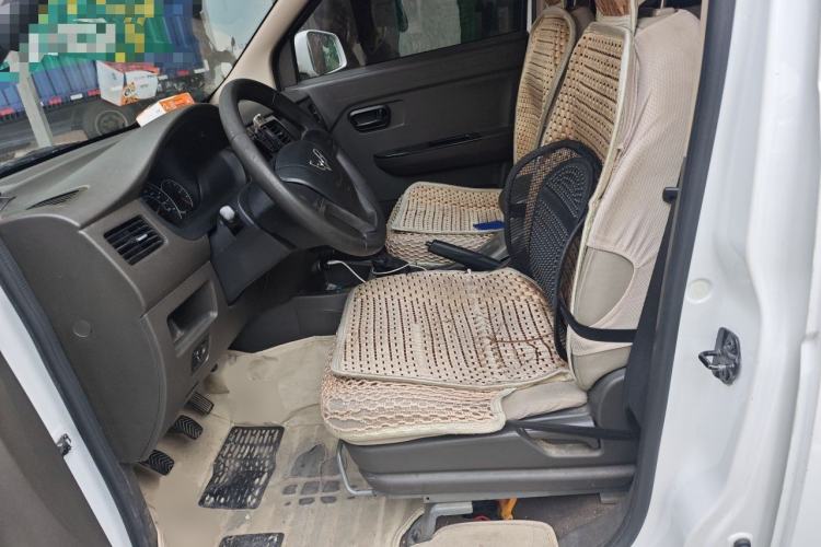 Used Wuling Rongguang V 2016 1.5L Standard Version Left Front Seat