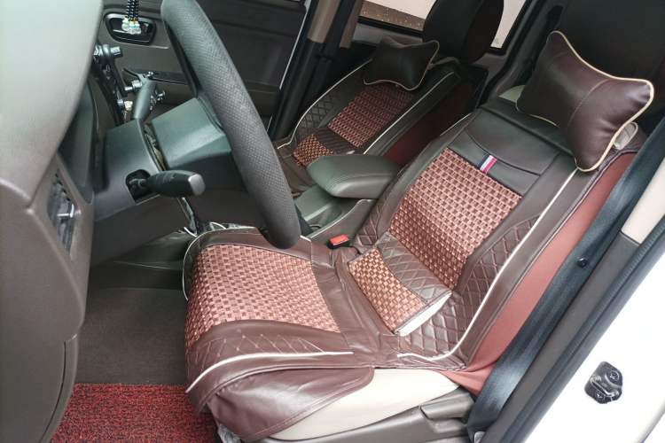 Used Wuling Rongguang V 2016 1.5L Standard Version Left Front Seat